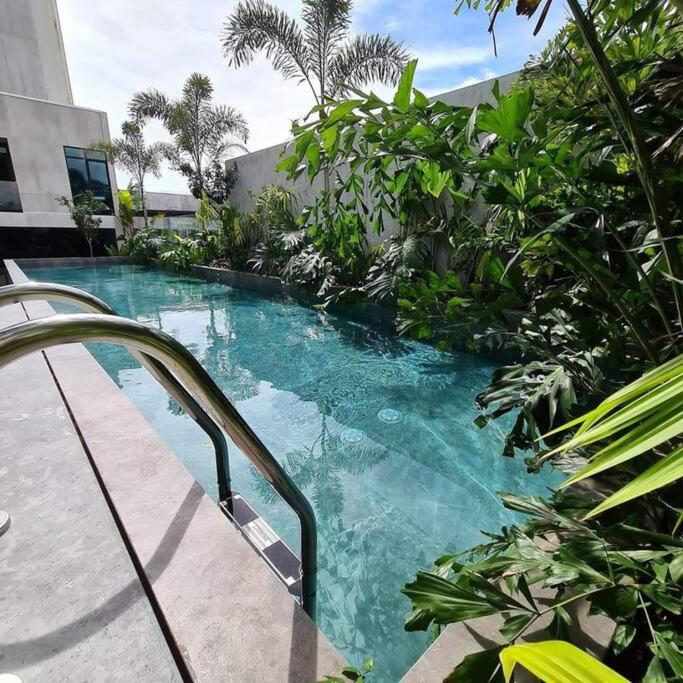 Cosmopolitan Apt 1407, 5 Star Facilities, 15M Sjo Airport, Parking, Pool, Gym Сан-Хосе Екстер'єр фото